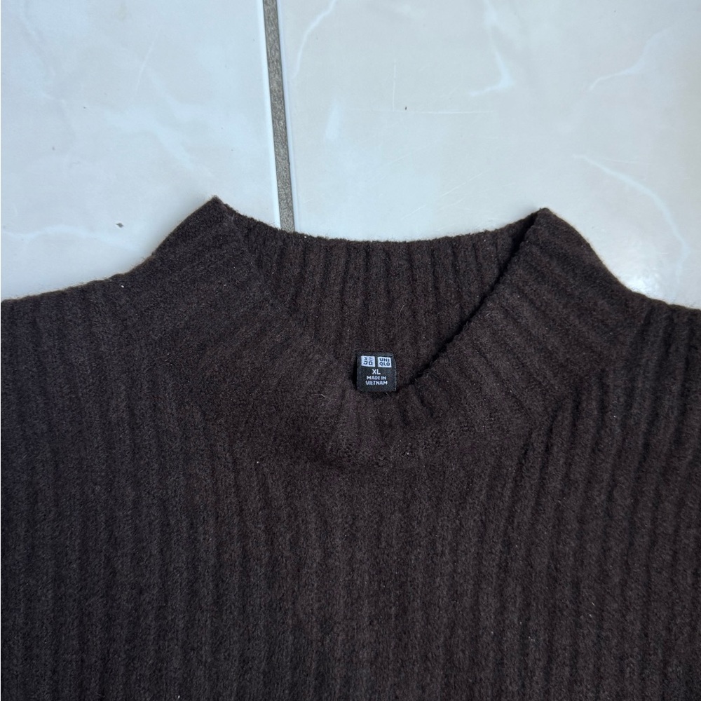 Uniqlo Souffle Yarn Mock Neck Sweater